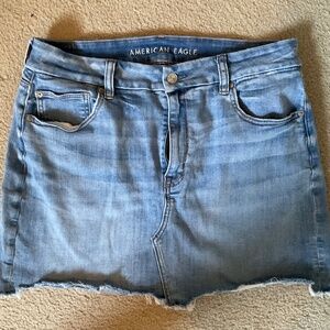 American Eagle Womens denim mini skirt size 14 Long